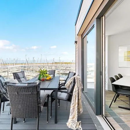 6 Person In Apartman *