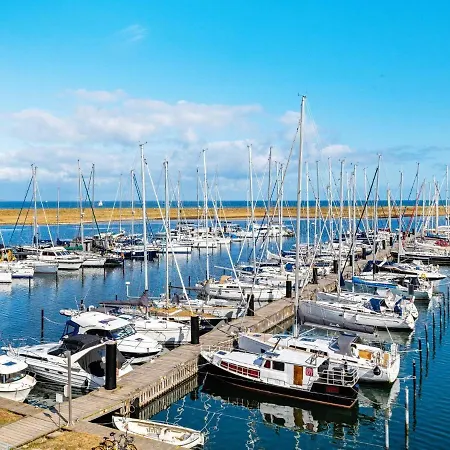 Apartman 6 Person In *