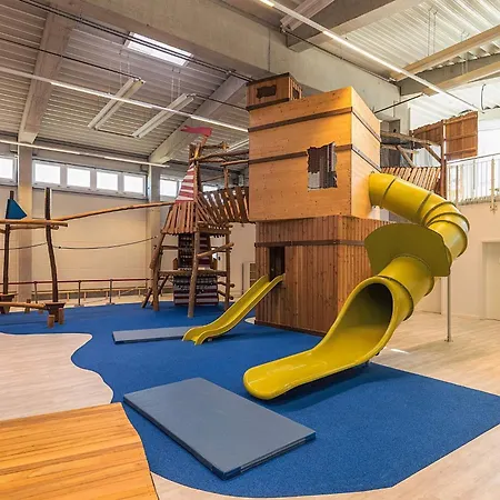 6 Person In Appartamento *