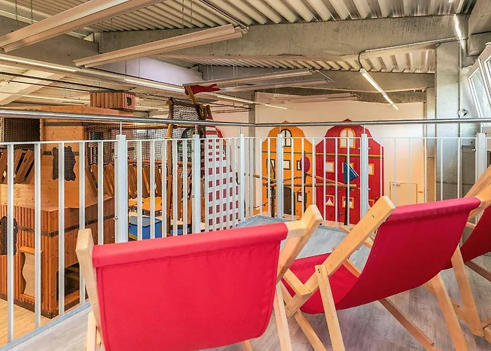 6 Person In Apartamento